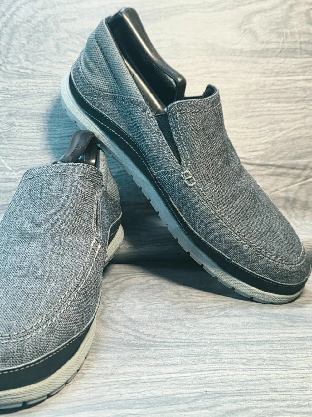 Crocs Santa Cruz Dual Comfort Loafer Mens Size 11 Gray Denim Canvas Slip On Shoe